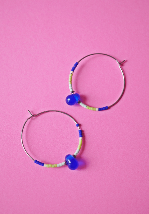 Boucle d'oreille Paulette bijoux artisanaux perle en verre filé