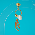 Boucle d'oreille Paulette bijoux artisanaux perle en verre filé blanc
