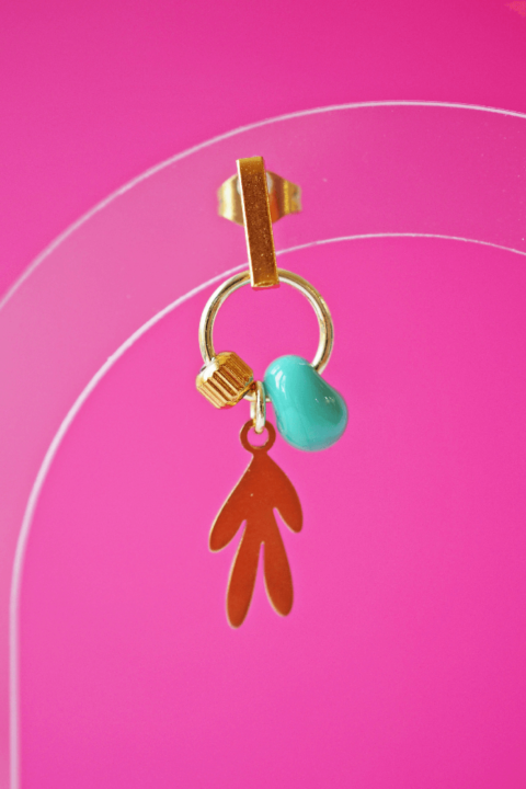 Boucle d'oreille Paulette bijoux artisanaux perle en verre filé celadon