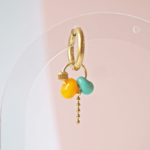 Boucle d'oreille Paulette bijoux artisanaux perle en verre filé jaune et celador