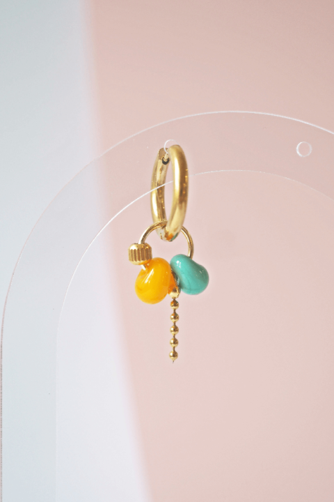 Boucle d'oreille Paulette bijoux artisanaux perle en verre filé jaune et celador