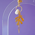 Boucle d'oreille Paulette bijoux artisanaux perle en verre filé pecan algue