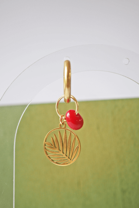Boucle d'oreille Paulette bijoux artisanaux perle en verre filé rouge feuille