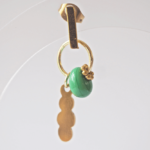 Boucle d'oreille Paulette bijoux artisanaux perle en verre filé vert