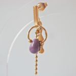 Boucle d'oreille Paulette bijoux artisanaux perle en verre filé violet 2