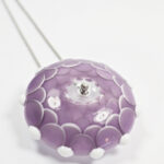 Collier Ecailles perle en verre filé bijoux artisanaux Violet