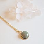 collier emma perles en verre filé cabochon or doré