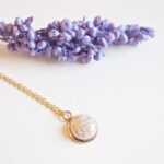 collier emma perles en verre filé cabochon or doré