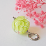 Collier pendentif Lotus perle en verre filé bijou artisanal Vert pomme