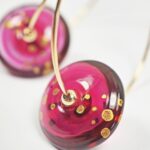 Créoles Virginie Or perle en verre filé bijou artisanal Gold Violet