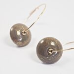 Créoles Virginie perles en verre soucoupe or fin doré acier ixnodaybel boucles d'oreilles chic classe unique créateur