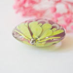 collier lotus perle en verre filé pendentif fleur pétal artisanat