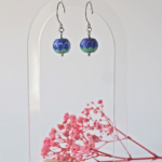 boucles d'oreilles lotus perle en verre filé pendentif fleur pétal artisanat