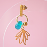 boucles d'oreilles créoles unité asymétrique paulette goutte perle verre filé bijoux fun coloré pampille