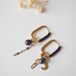 boucles d'oreilles créoles unité asymétrique paulette goutte perle verre filé bijoux fun coloré pampille