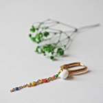 boucles d'oreilles créoles unité asymétrique paulette goutte perle verre filé bijoux fun coloré pampille
