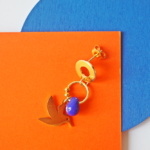 boucles d'oreilles créoles unité asymétrique paulette goutte perle verre filé bijoux fun coloré pampille