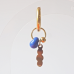 boucles d'oreilles créoles unité asymétrique paulette goutte perle verre filé bijoux fun coloré pampille