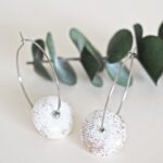Créoles Virginie perles en verre soucoupe or fin doré acier inoxydable boucles d'oreilles chic classe unique créateur