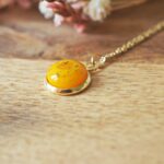collier emma perles en verre filé cabochon or doré