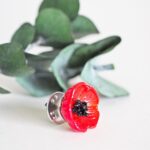 Pin's Flora perle en verre filé bijou artisanal rouge noir