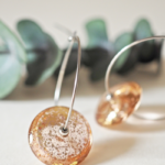 Créoles Virginie perles en verre soucoupe or fin doré acier inoxydable boucles d'oreilles chic classe unique créateur