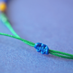 bracelet réglable noeud paulette goutte perle verre filé miyuki rocaille