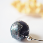 boucles d'oreilles créoles galaxie perles en verre filé argent