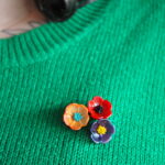 pin's flora fleur perles en verre filé