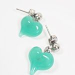 boucles-doreille-coeur-chez-philomene-perles-en-verre-file-krypt