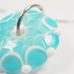 boucles-doreilles-ecailles-perle-en-verre-file-bijou-createur-