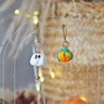 boucles oreilles automne perle verre file artisanal bijoux feuille hérisson champignon citrouille halloween baie fantome original createur unique bois pierre fine A19 (2)