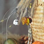 boucles oreilles automne perle verre file artisanal bijoux feuille hérisson champignon citrouille halloween baie fantome original createur unique bois pierre fine A22 (3)