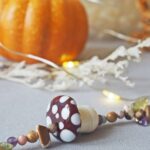 bracelet automne perle verre file artisanal bijoux feuille hérisson champignon citrouille halloween baie fantome original createur unique bois pierre fine (35)