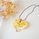 collier-coeur-chez-philomene-perles-en-verre-file