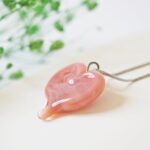 collier-coeur-chez-philomene-perles-en-verre-file