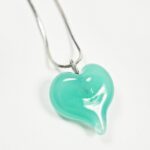 collier-coeur-chez-philomene-perles-en-verre-file