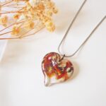 collier-coeur-chez-philomene-perles-en-verre-file