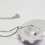 collier-ecailles-perle-en-verre-file-bijou-createur