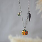 collier automne perle verre file artisanal bijoux feuille hérisson champignon citrouille halloween baie fantome original createur unique bois pierre fine A11 (7)