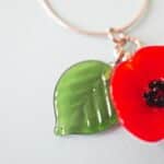 flora fleur feuille verre bijoux coquelicot rouge printemps (9)