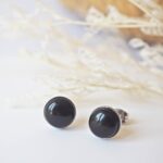 bijoux puces boucles oreilles cabochons verre basique discret acier rondes noir (2)