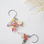 chezphilomene bijoux verre artisanal printemps asymetrique boucles oreilles creation rose (4)