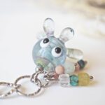 chezphilomene bijoux verre perles artisanales été summer marin filé collier pendentif poulpe (4)