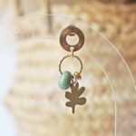 chez philomene bijoux verre filé boucles oreilles paulette creatrice artisanal feuille olive vert (2)