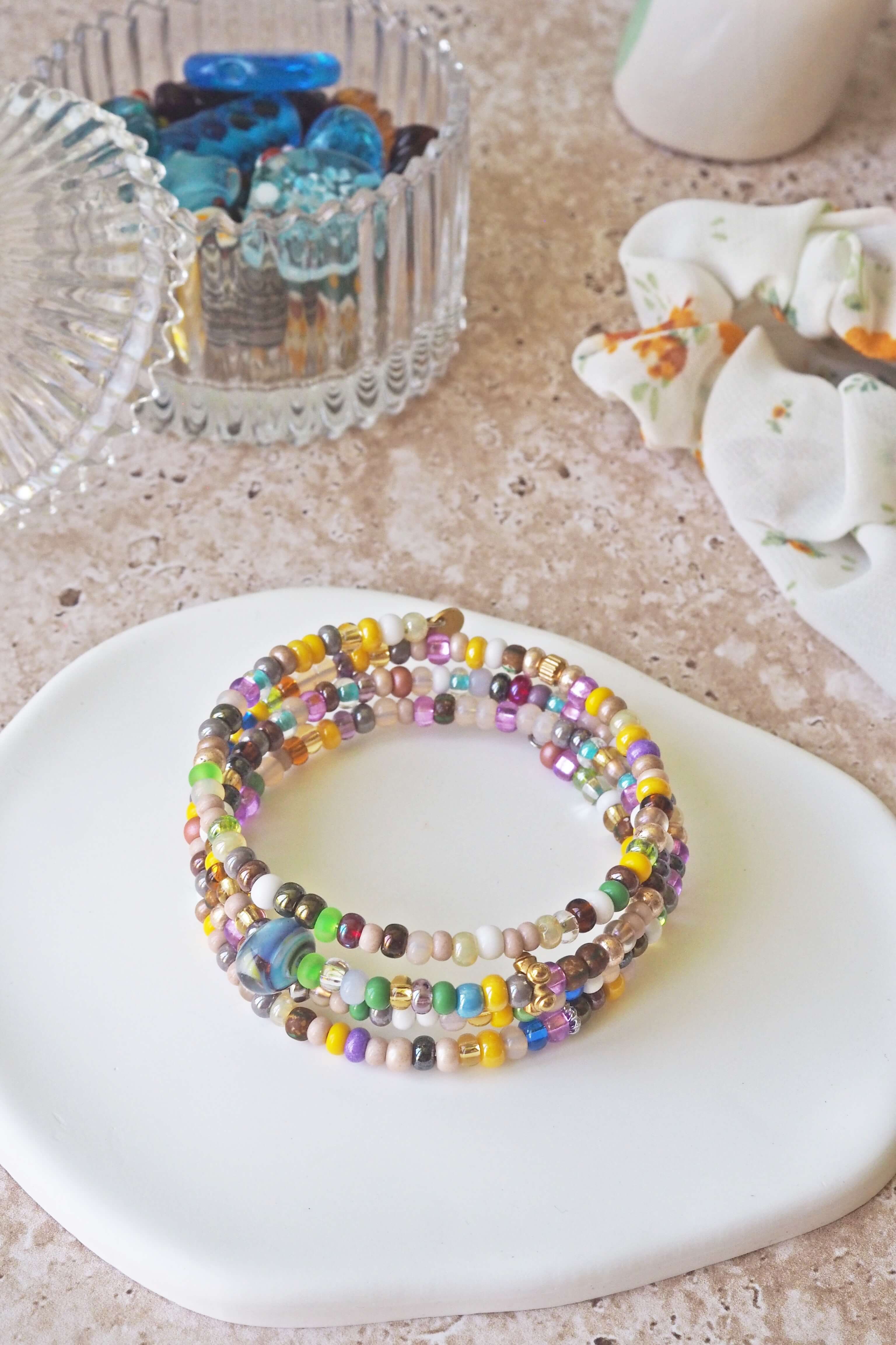 bracelet paulette philomène verre filé goutte artisanat réglable coloré bijoux perles (99)