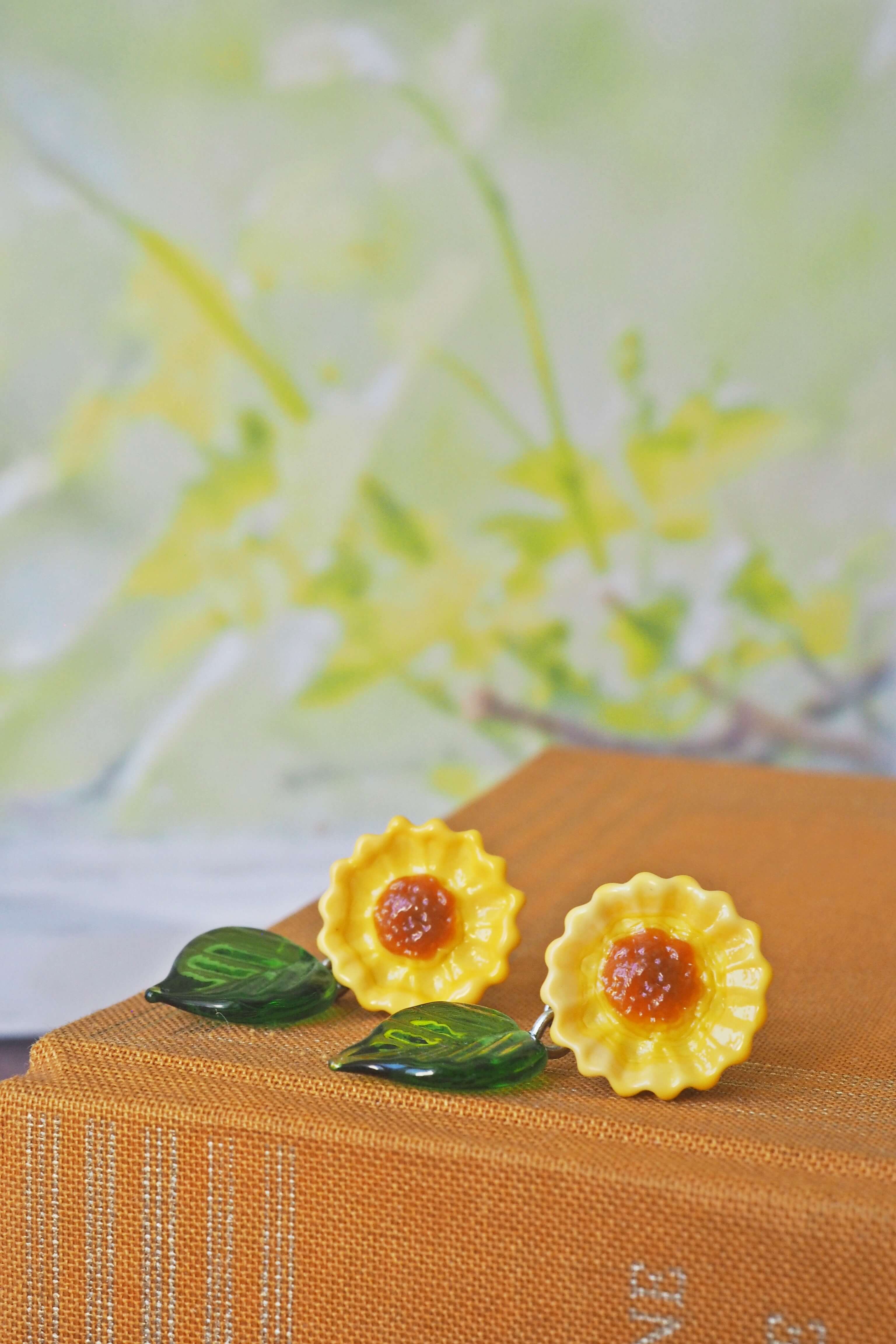 fleurs tournesol philomène verre filé bijoux artisanal végétal unique jaune boucles oreilles (3)