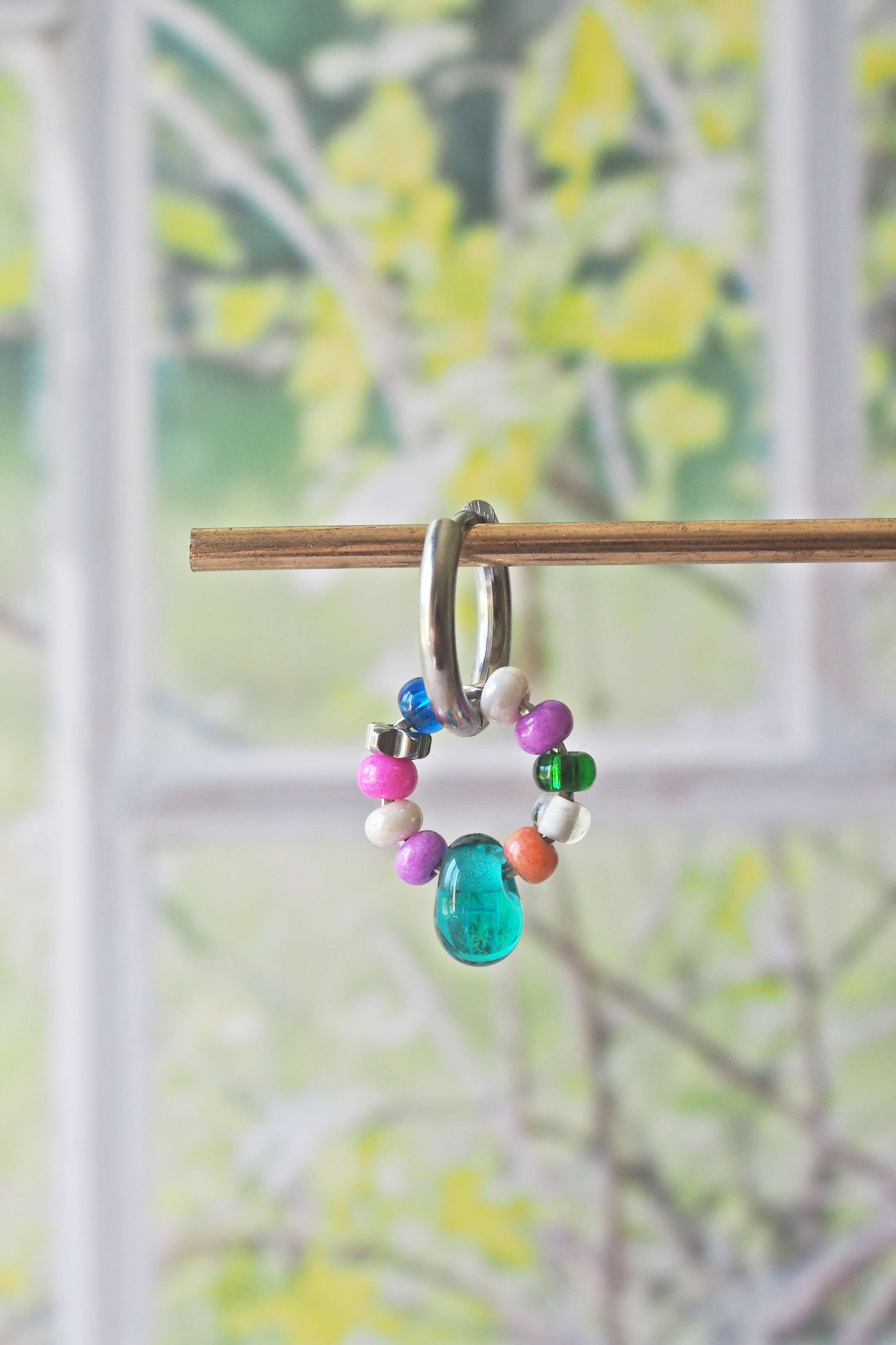 philomene bijoux boucles oreilles paulette goutte verre filé murano artisanal unique coloré perles anneau simple (11)