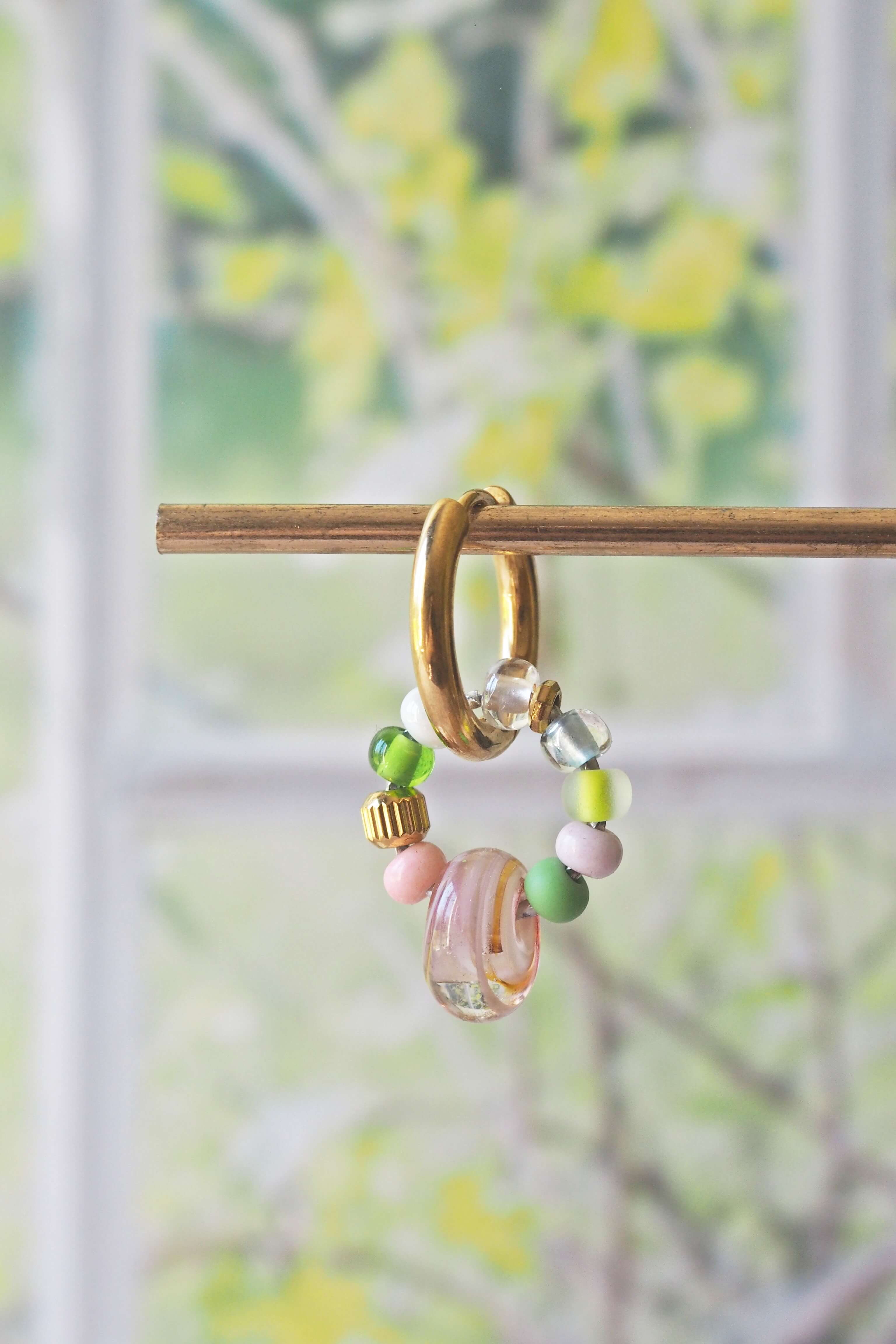 philomene bijoux boucles oreilles paulette goutte verre filé murano artisanal unique coloré perles anneau simple (17)