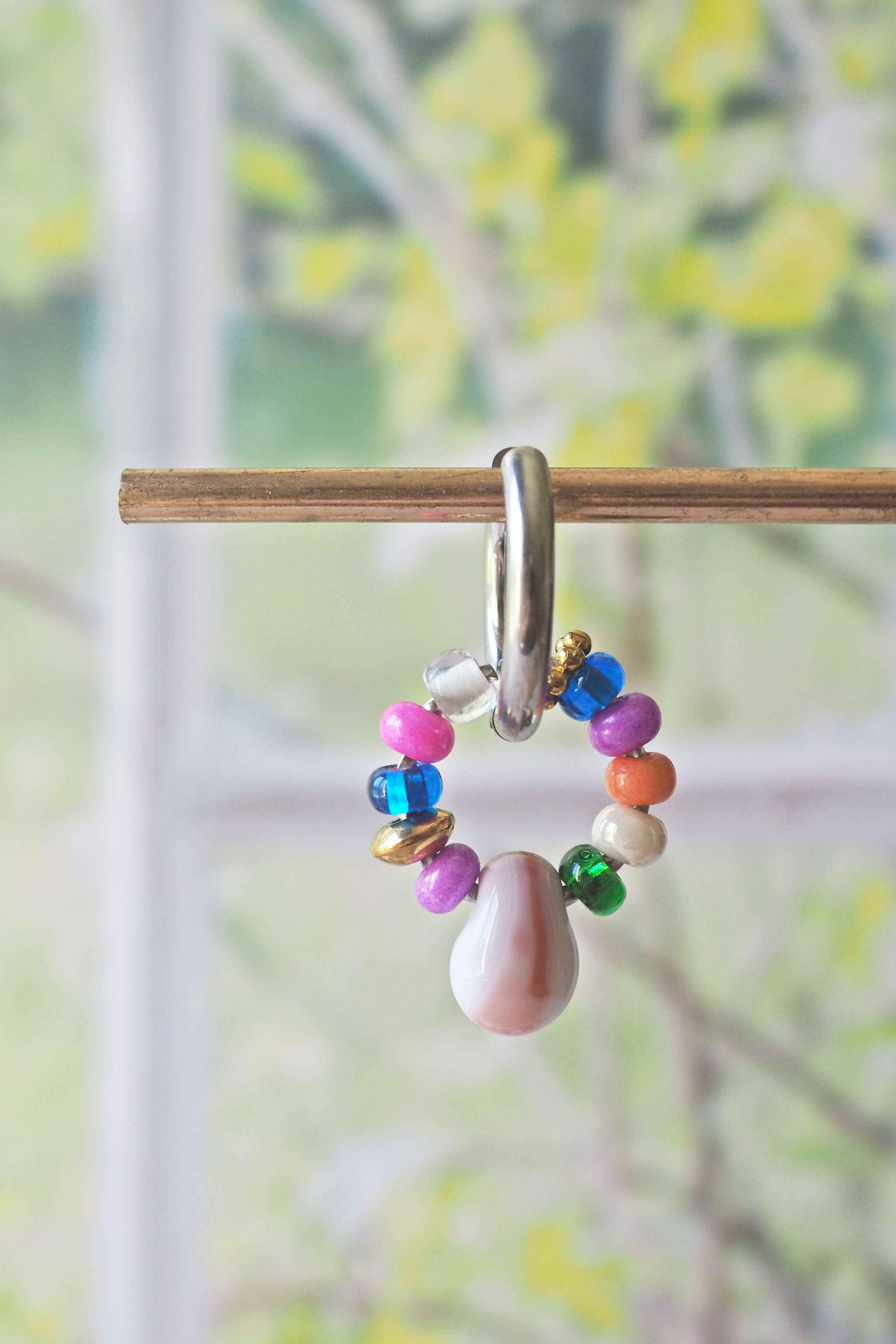 philomene bijoux boucles oreilles paulette goutte verre filé murano artisanal unique coloré perles anneau simple (26)